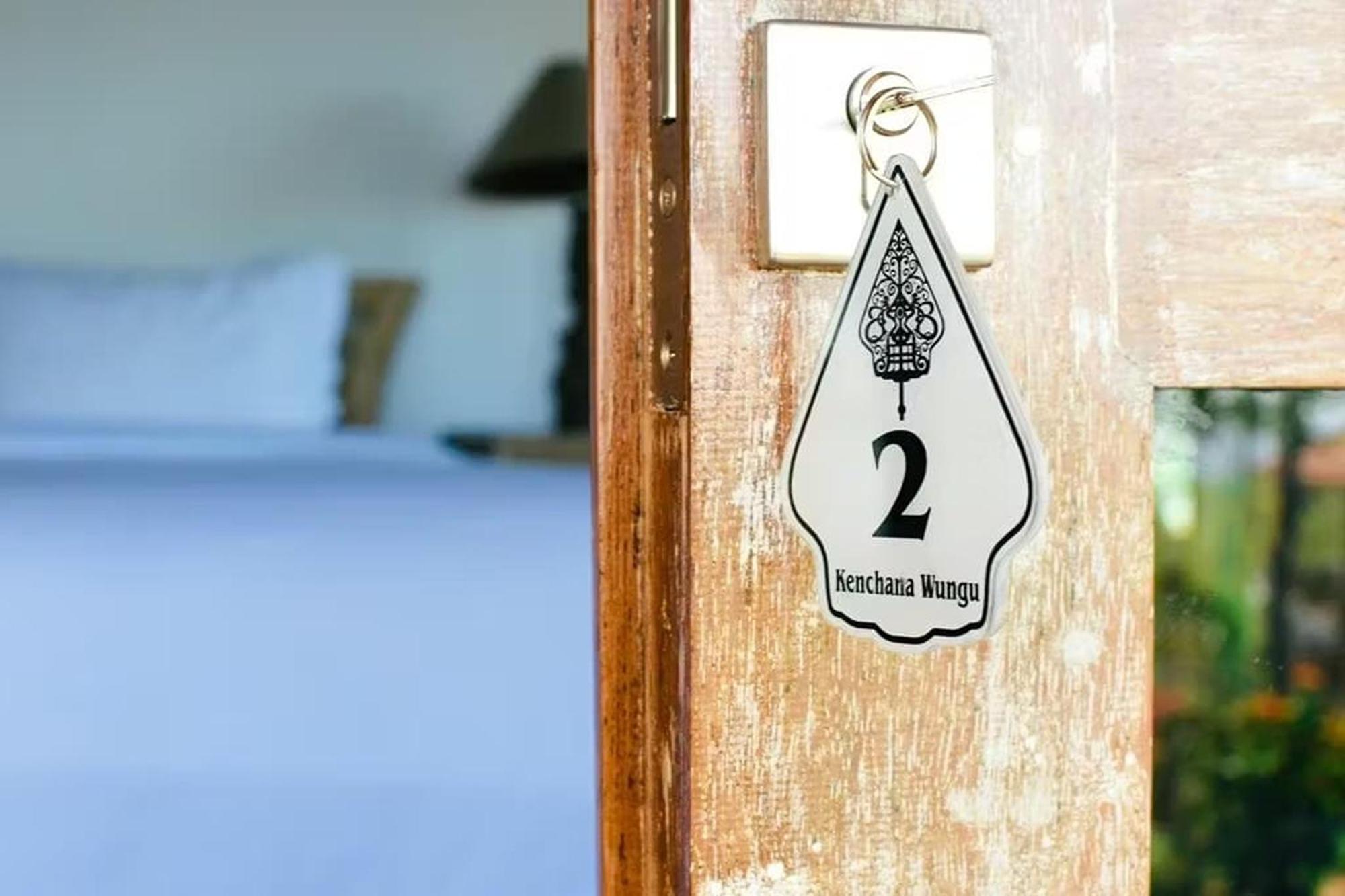 Bangsring Breeze Hotell Banyuwangi  Exteriör bild