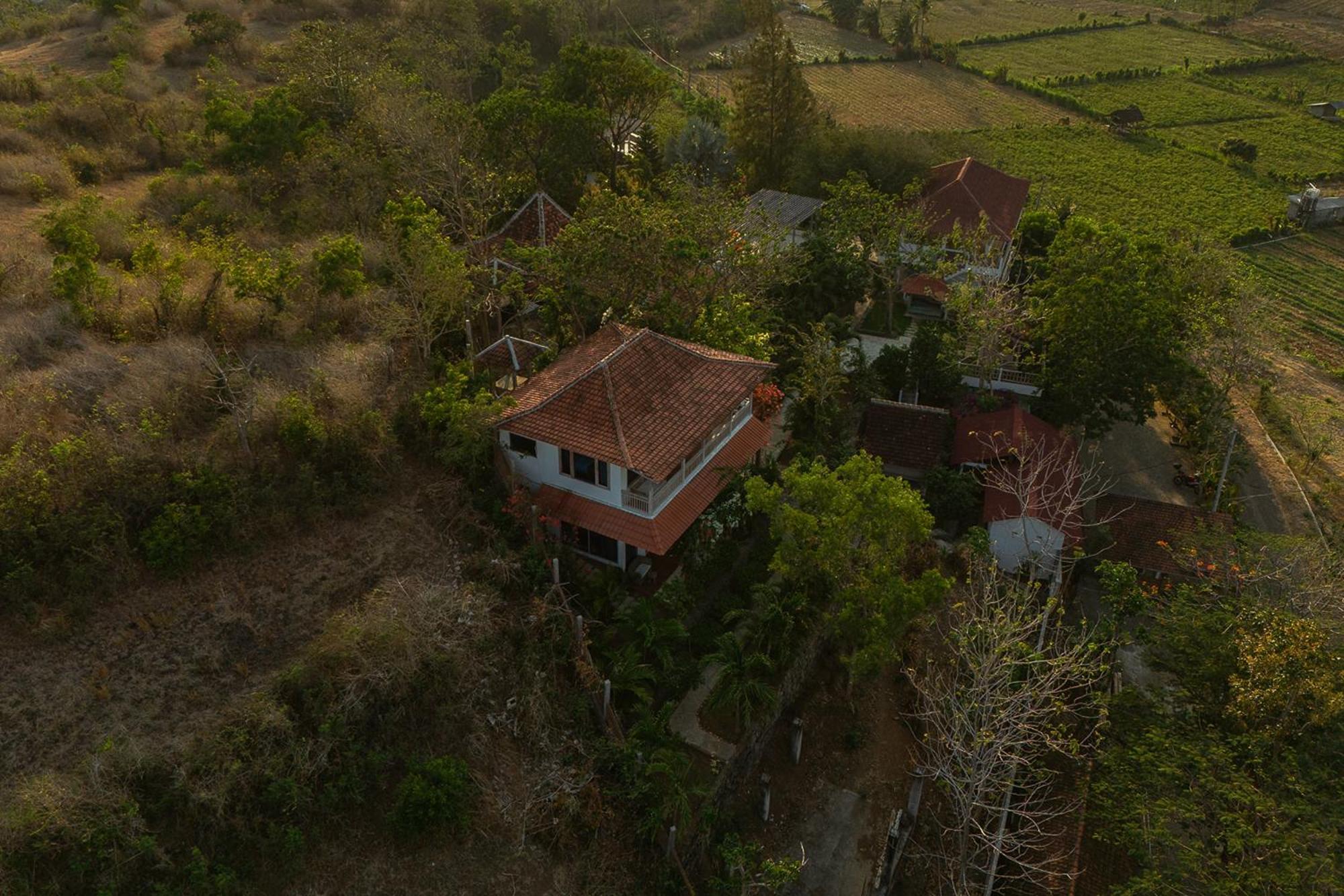 Bangsring Breeze Hotell Banyuwangi  Exteriör bild